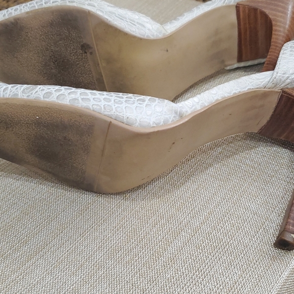 ❤✨HOST PICK✨ Vintage 90s alligator pump - Picture 3 of 6